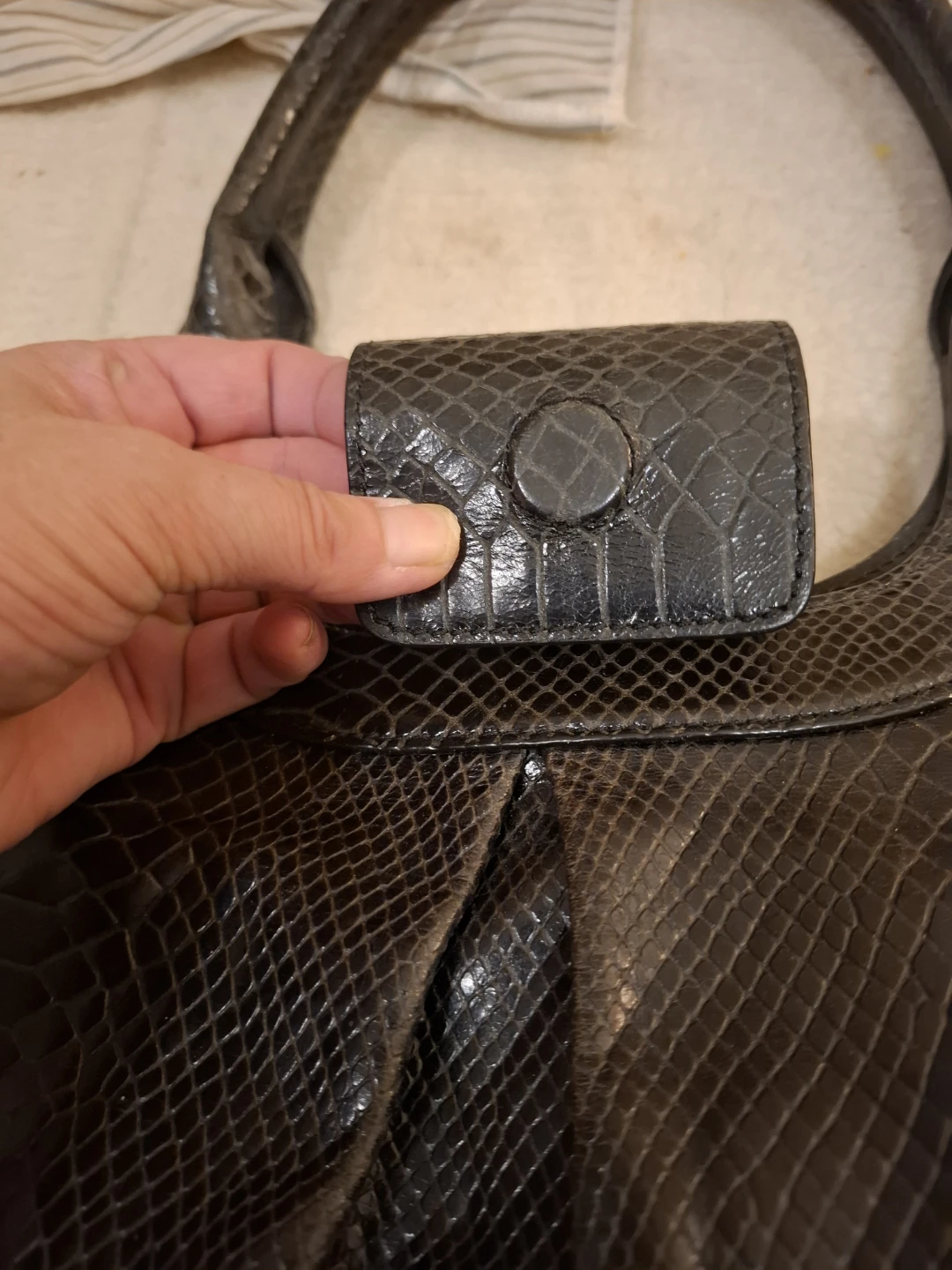 Danier Black Embossed Handbag - photo 5
