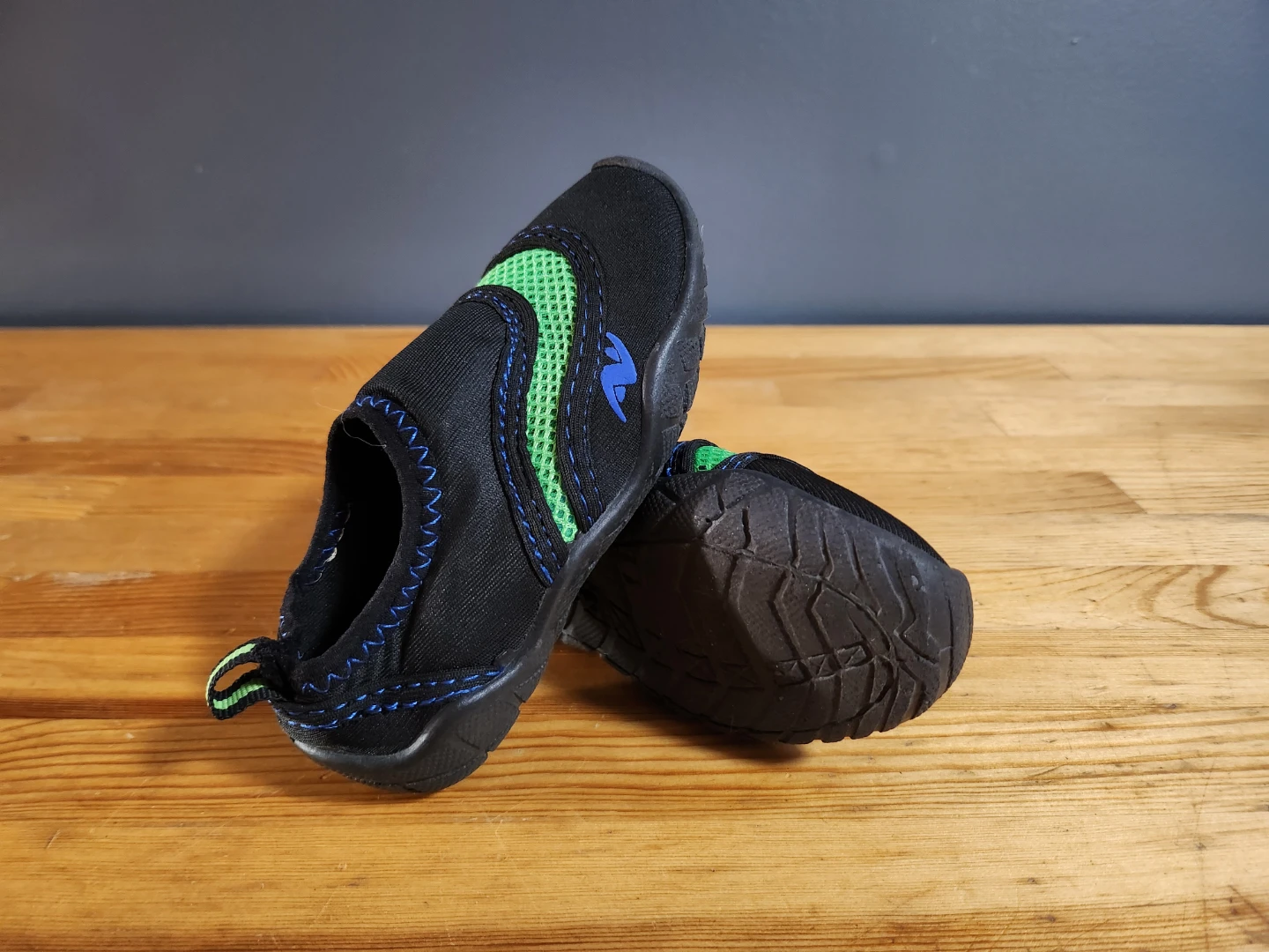 Athletic Works Kids Water Shoes 🏈 - photo 5