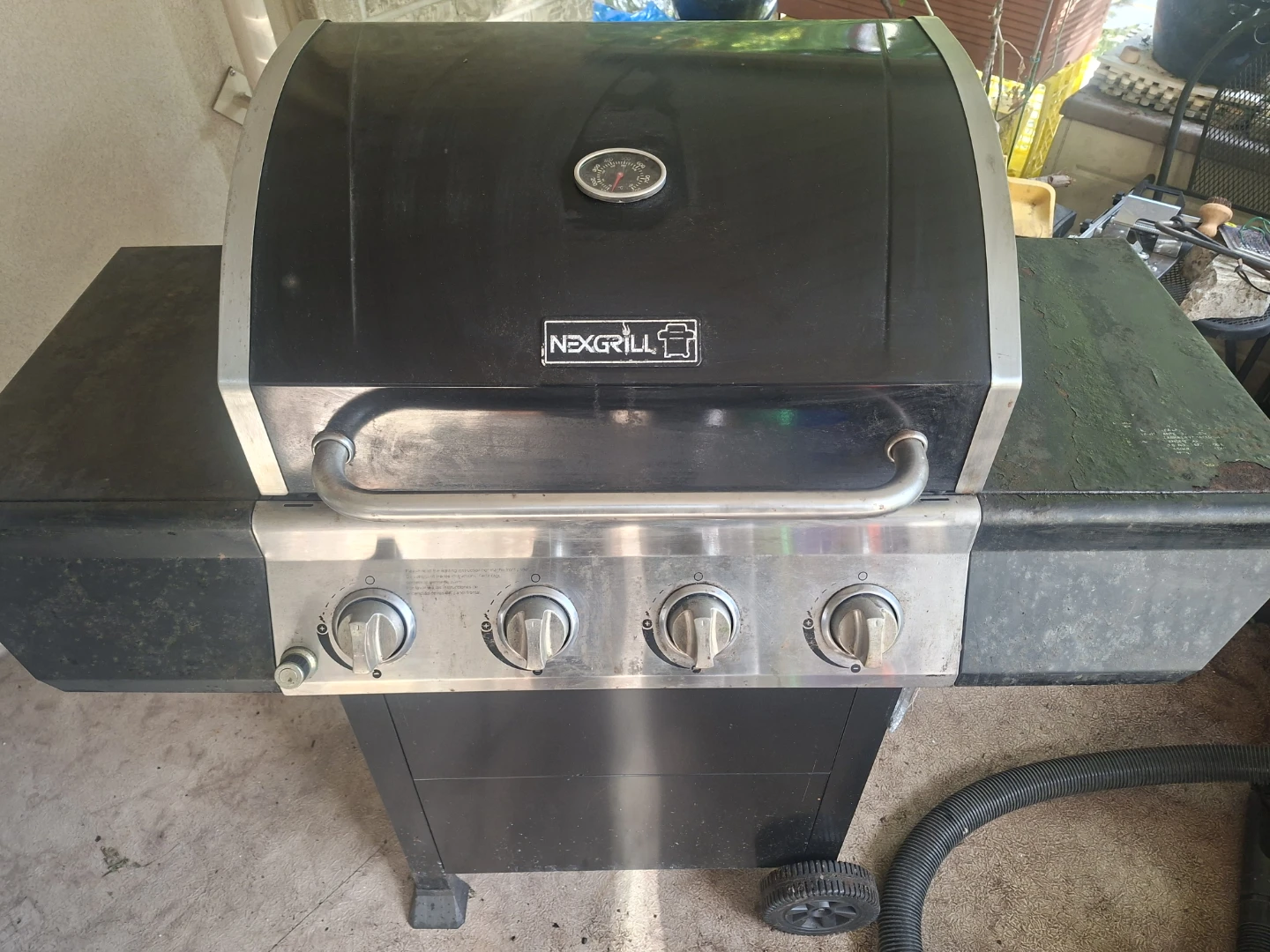 Nexgrill 4-Burner Propane BBQ Grill - photo 2