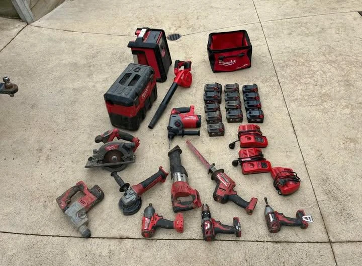 milwaukee 18v tools - photo 2