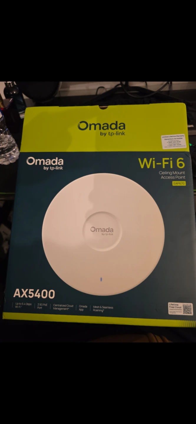 TP-Link Omada EAP670 Wi-Fi 6 Access Point