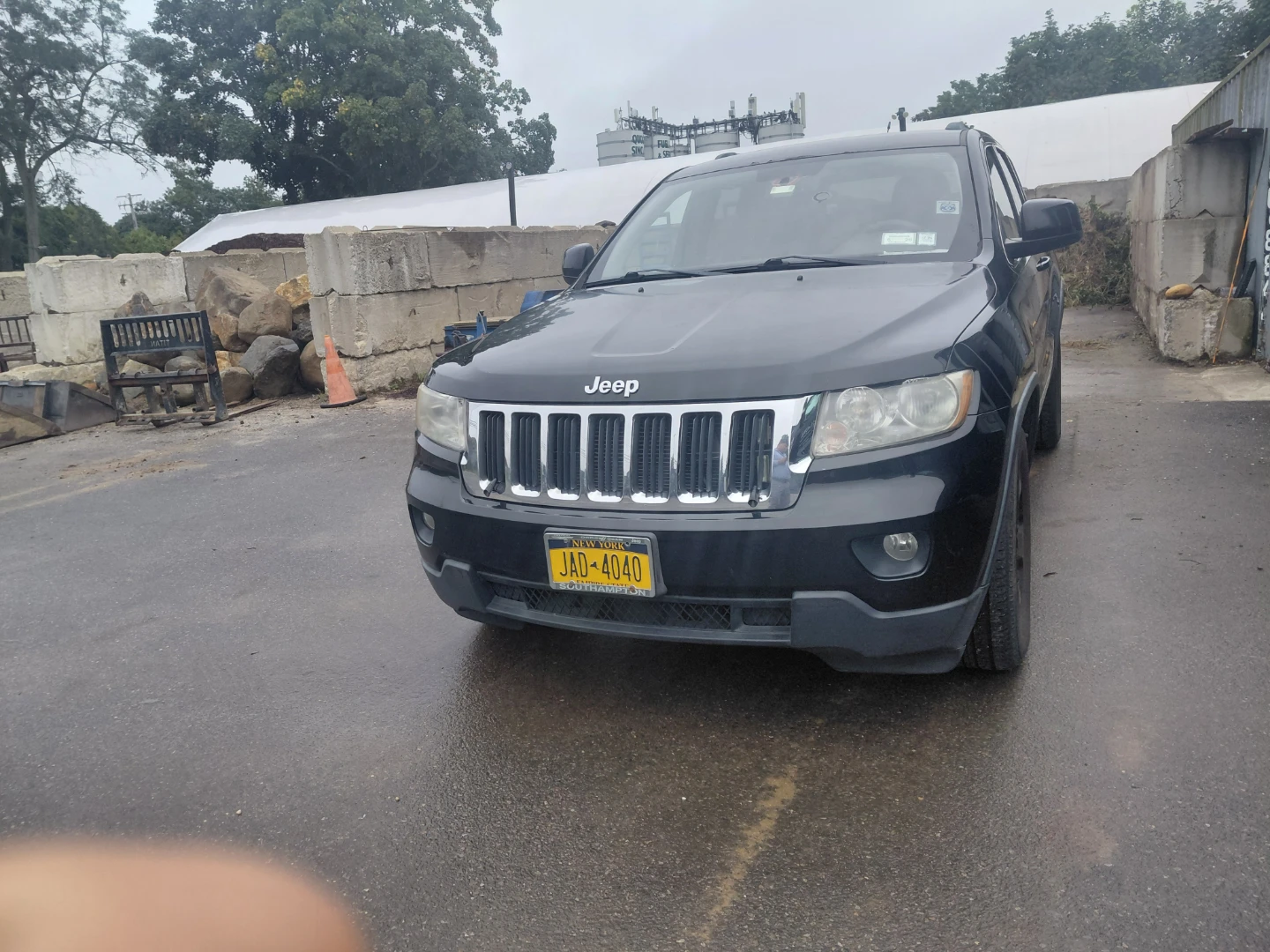 Black Jeep Grand Cherokee SUV 2013 - photo 4