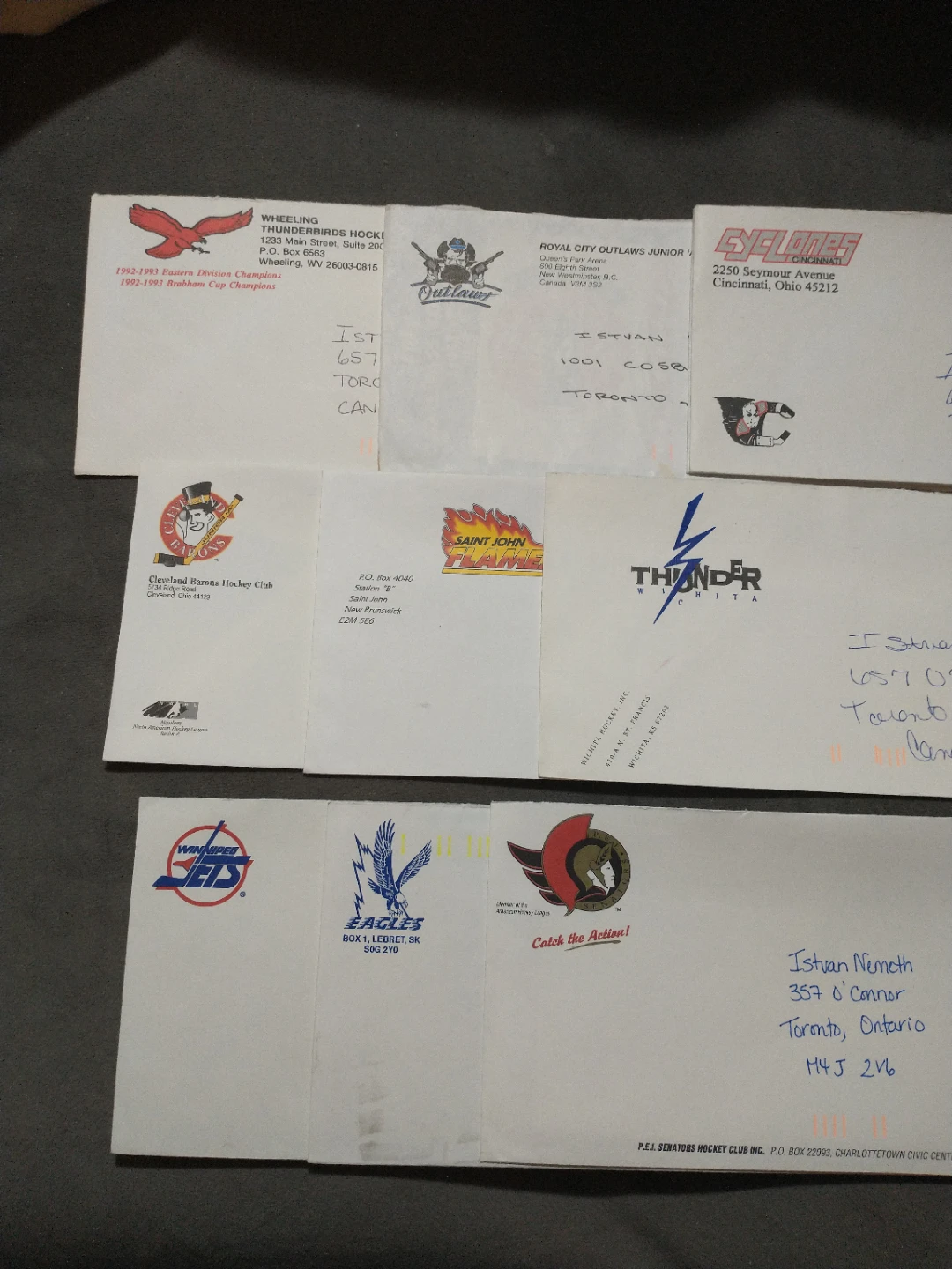 Nearly 500 envelopes from defunct hockey teams and leagues - photo 3