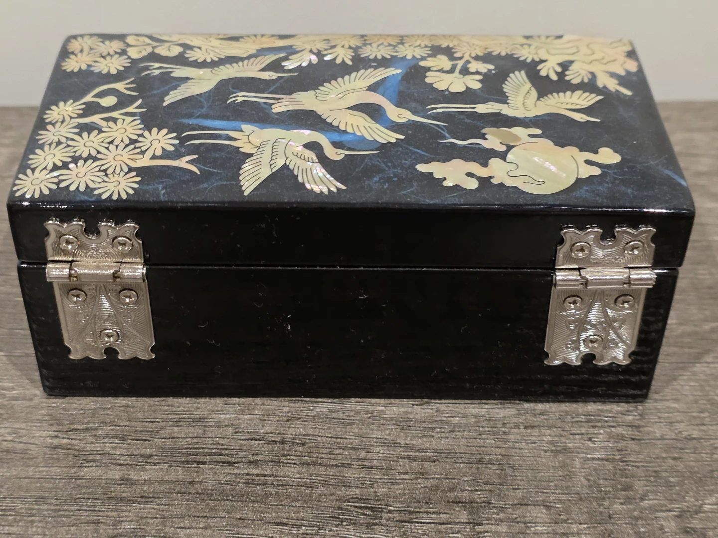 Korean Mother of Pearl Jewelry Box - photo 3