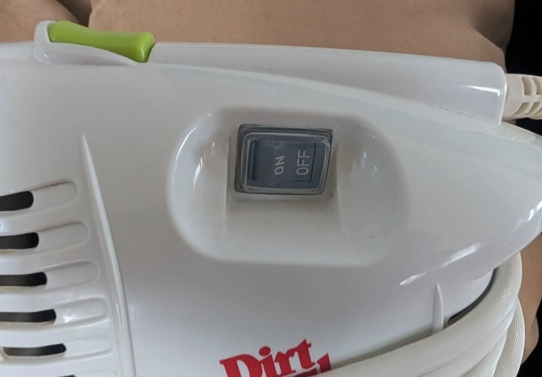 Dirt Devil Spot Scrubber - photo 4
