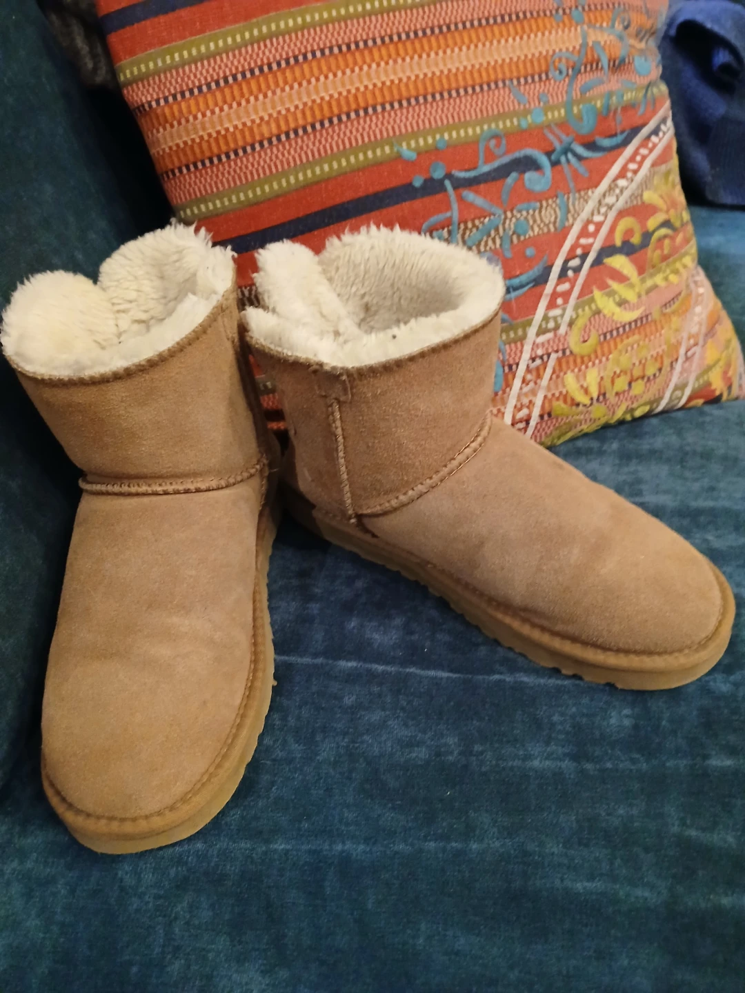 UGG Classic Mini Boots, Tan size 8/ 8.5