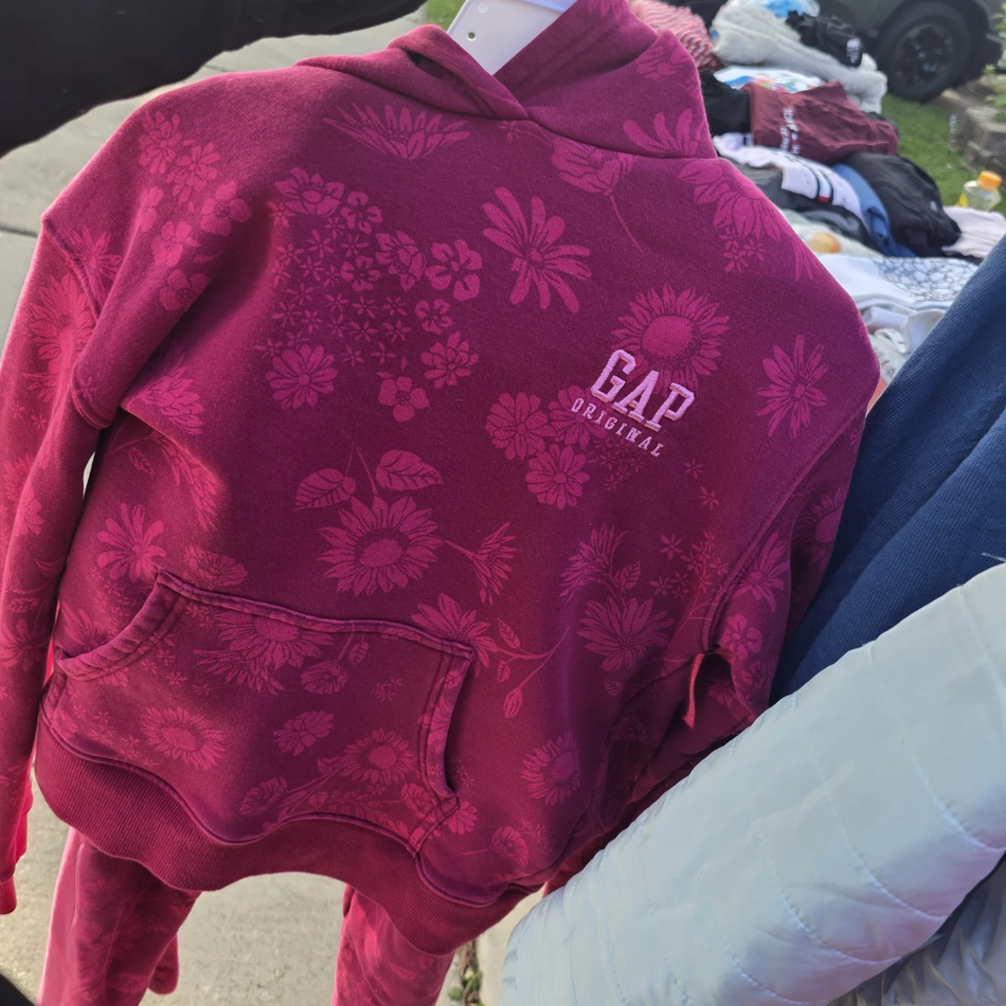Yard sale - photo 5