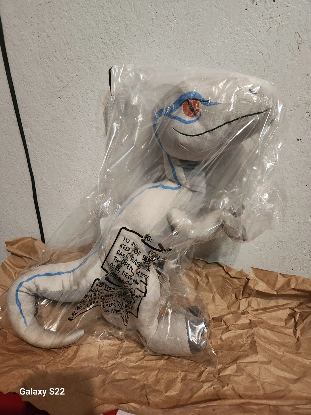 Jurassic World Blue Velociraptor Plush - photo 3
