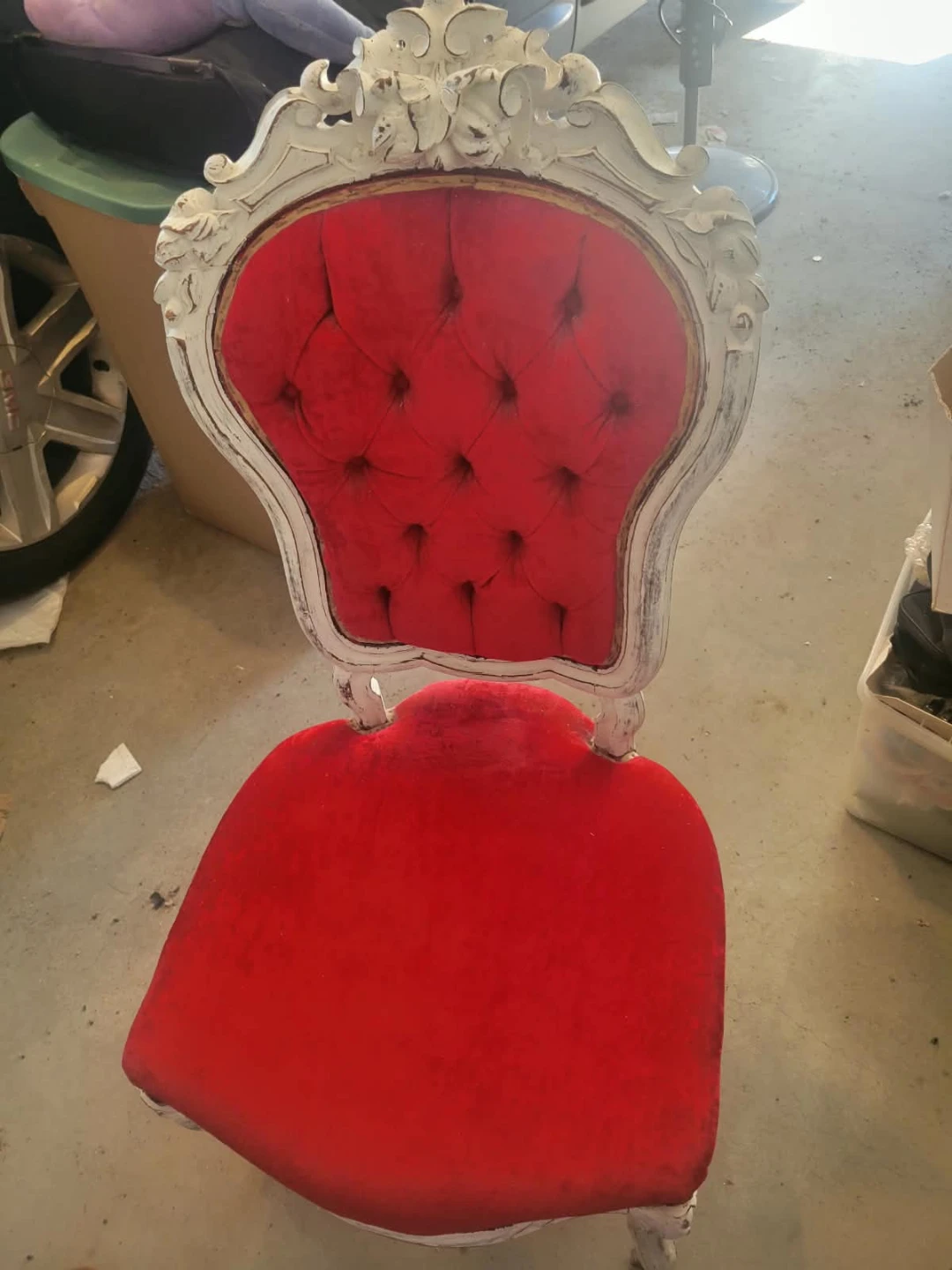 Vintage Style Red Velvet Accent Chair - photo 2