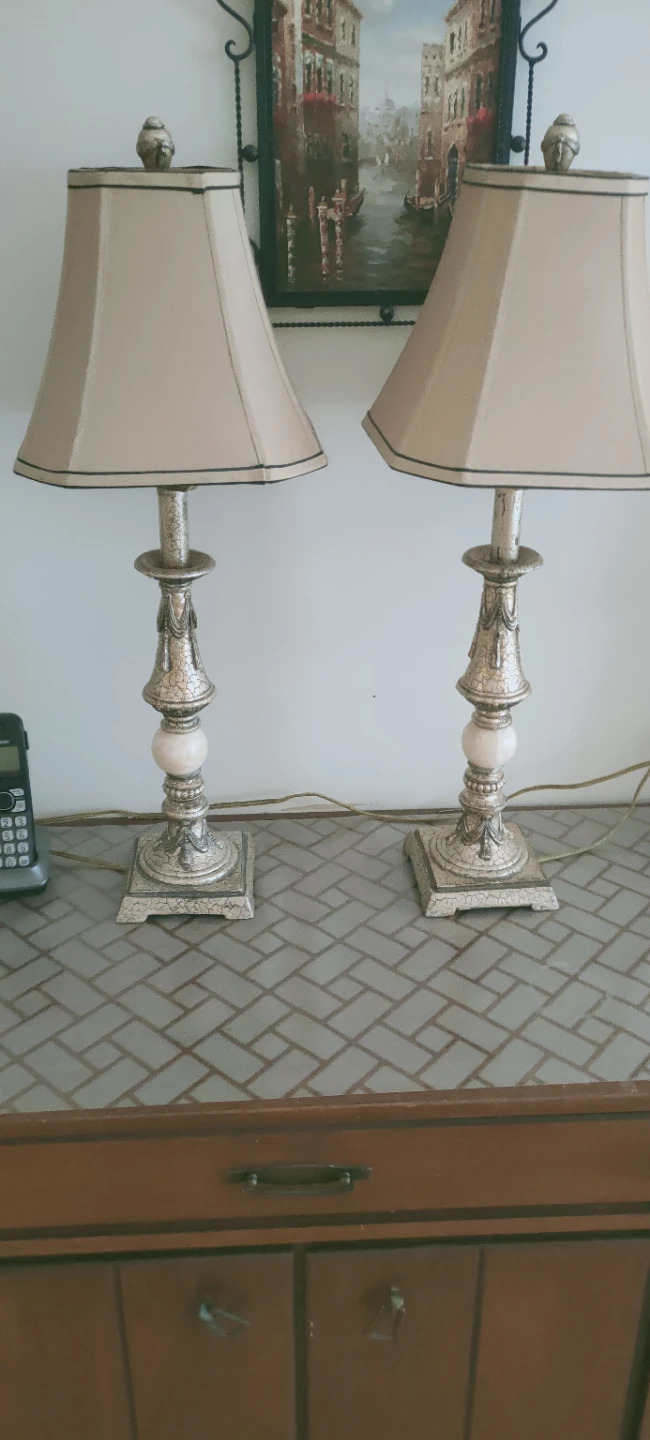 Set of two decorative table lamps