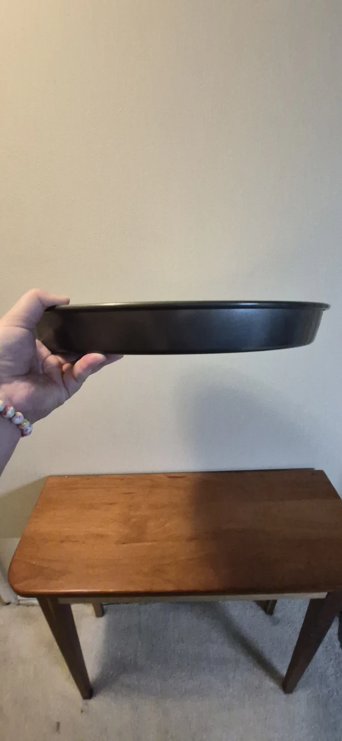 Round Baking Pan.  🏈