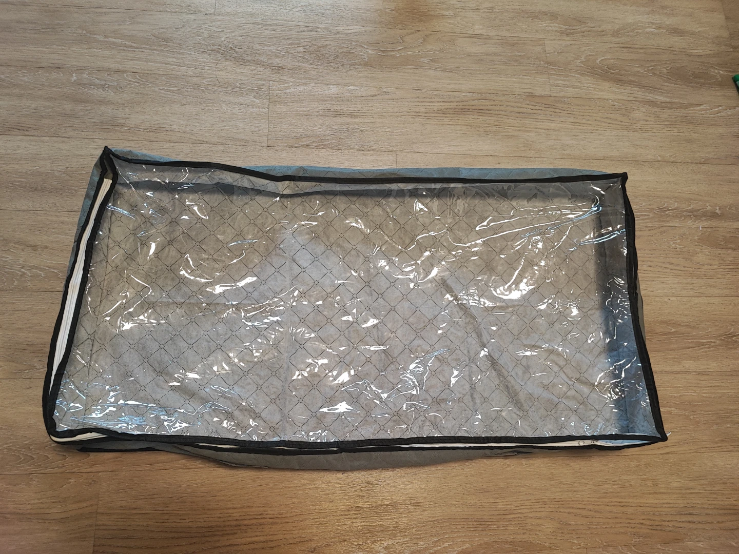 Quilted Storage Organizer Bag