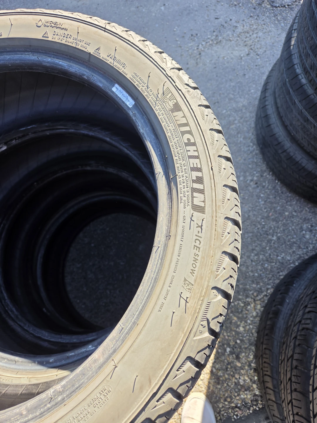 205/50R17 Michelin X-Ice Snow Tires - photo 2