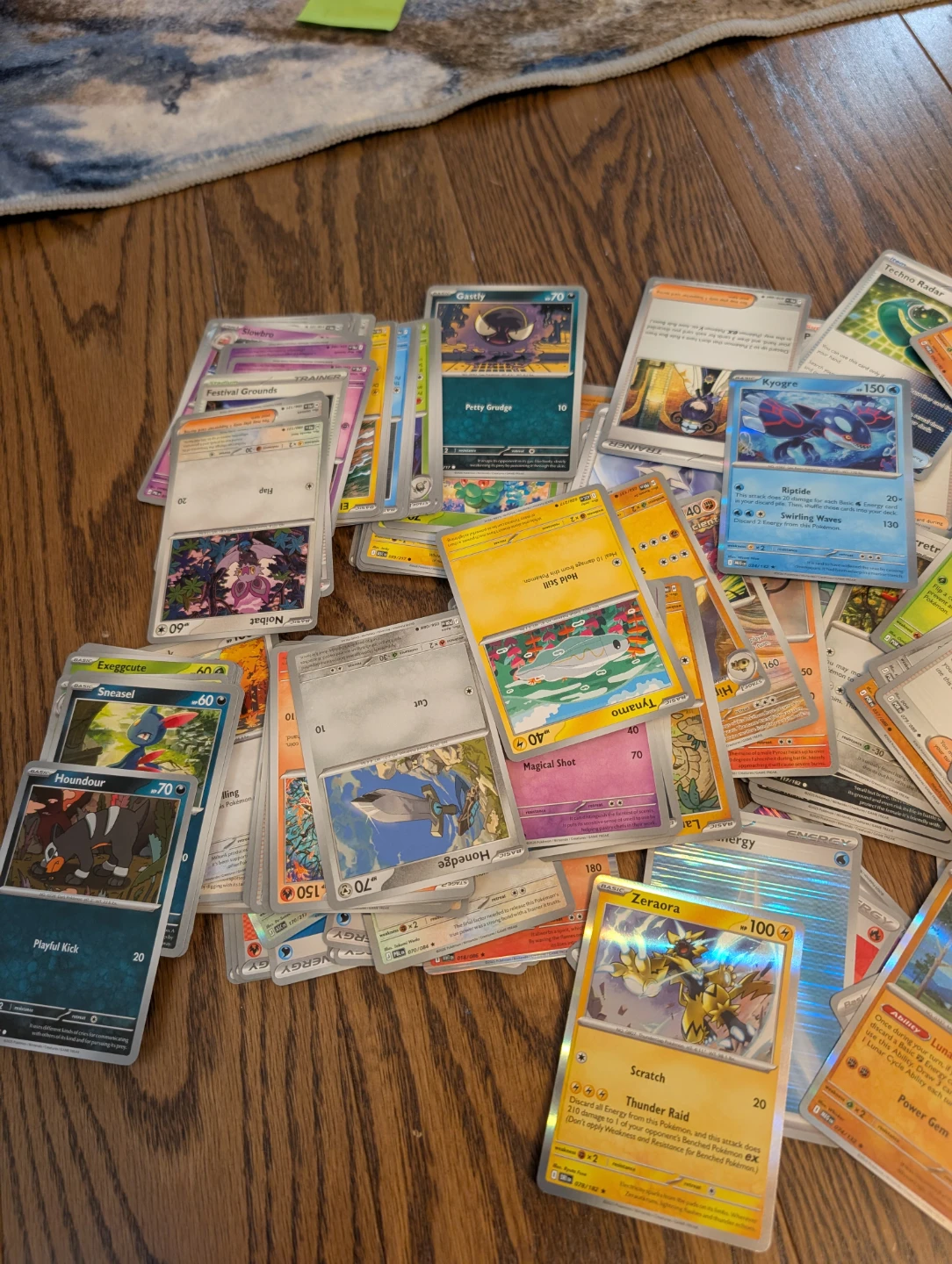 Large Collection of Pokémon Trading Cards 250 cards - photo 2