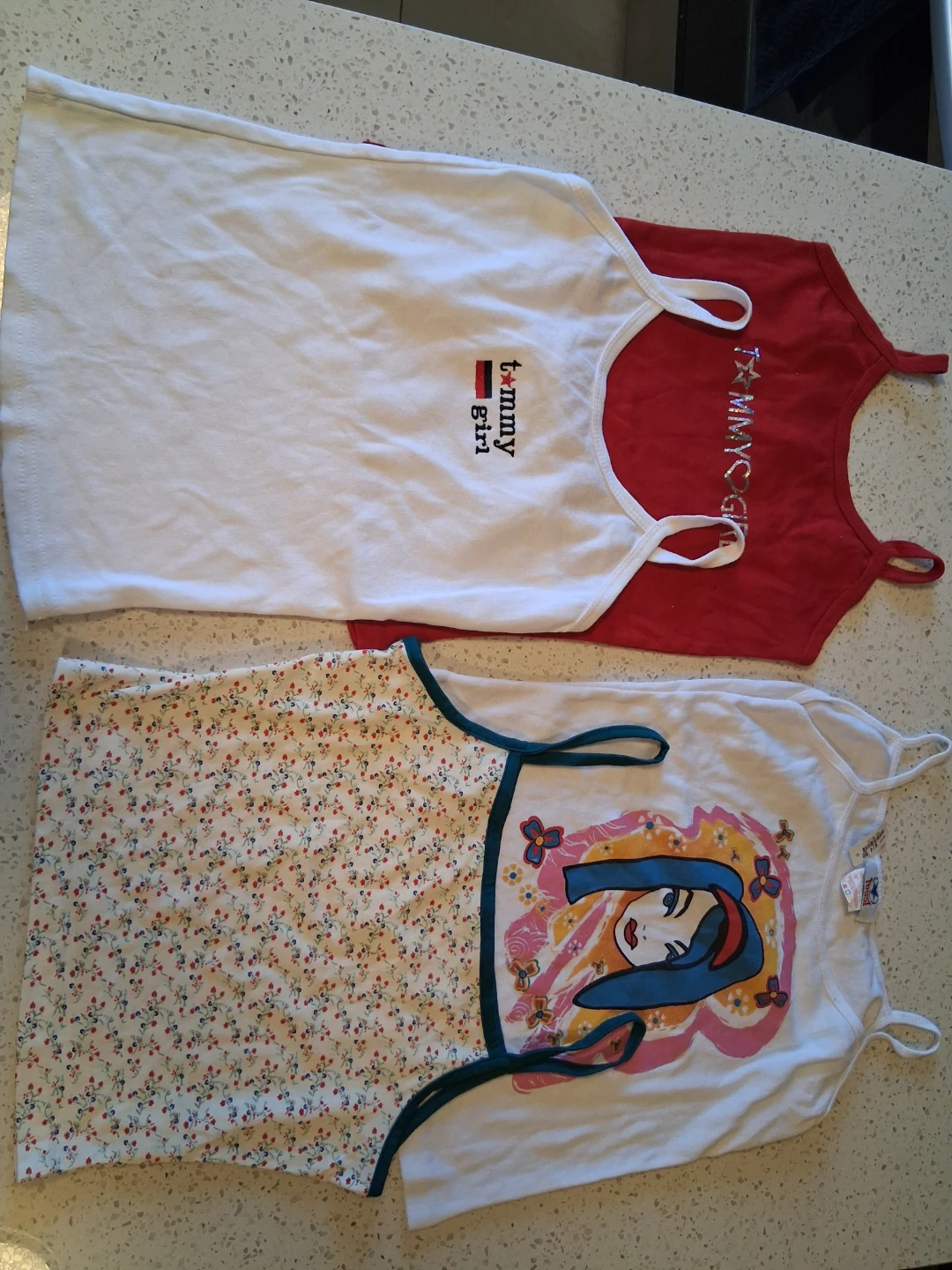 Girls tanks and ts - photo 5