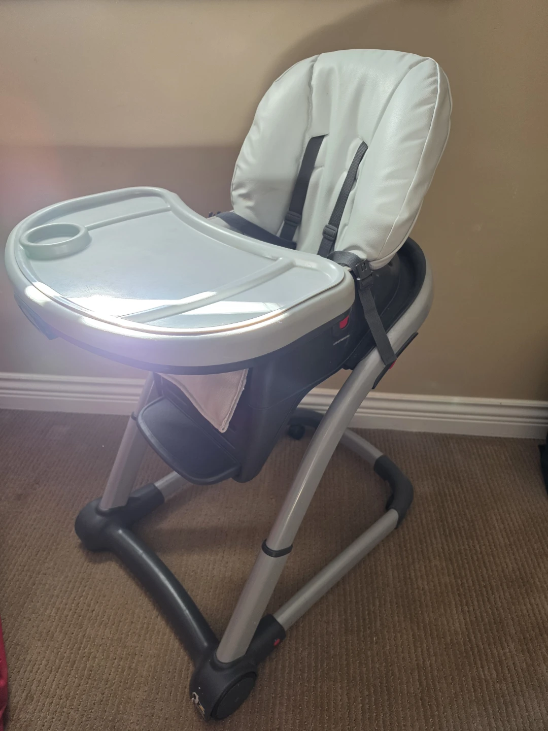 Graco High Chair - Used - photo 3