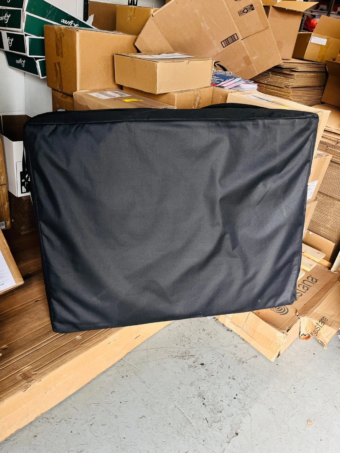 Portable Black Massage Table - photo 3
