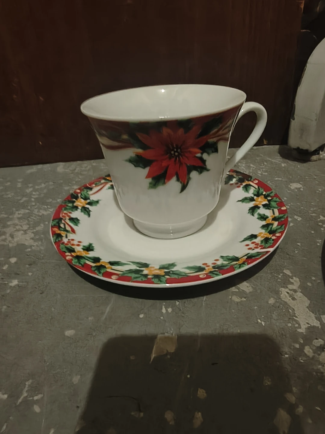 20 PC's Christmas Poinsettia Tea Cup and Saucer Set - photo 3