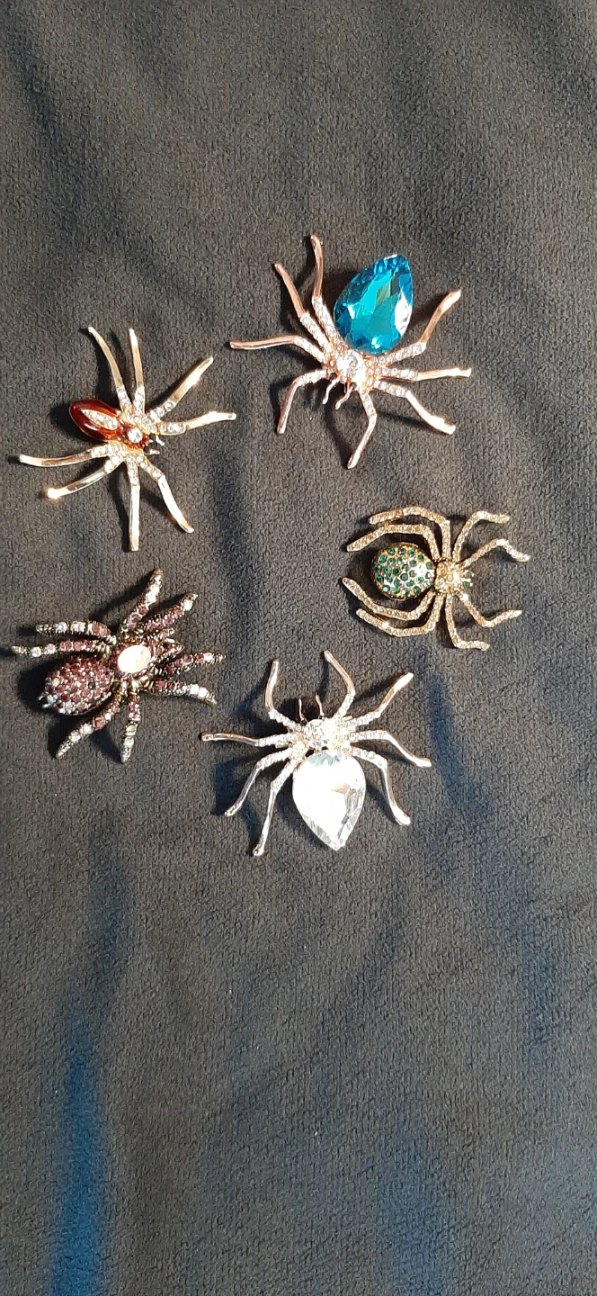 Decorative spider brooches - photo 5