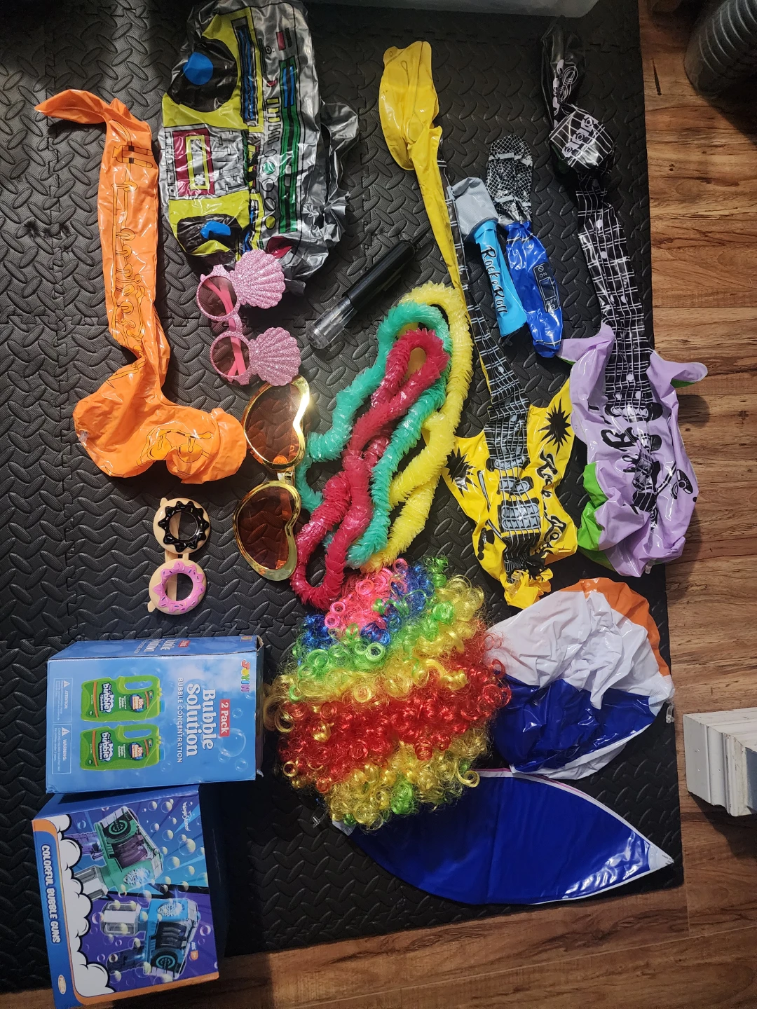 Photobooth Assorted Party Supplies and Novelty Accessories - photo 5