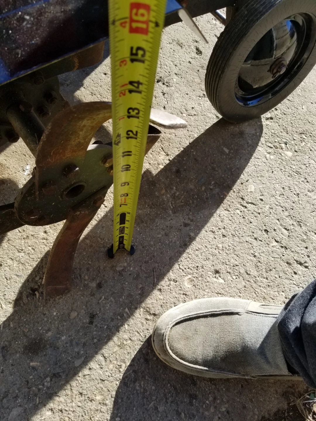 Front Tine Rototiller with Honda Engine. - photo 3
