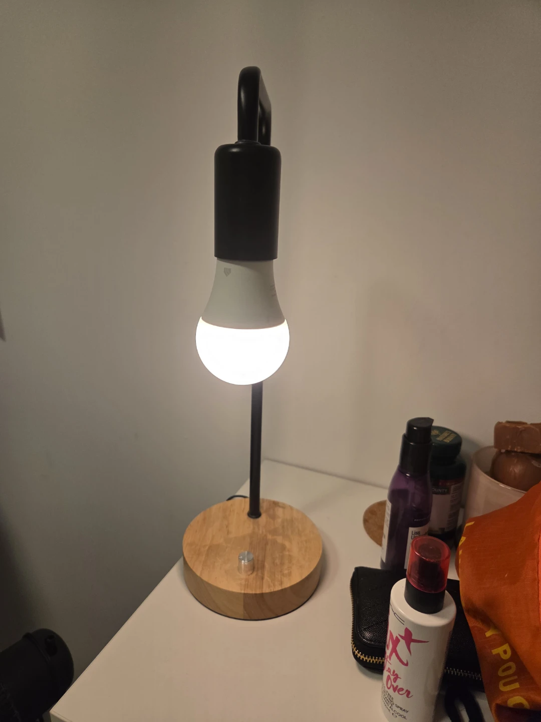 Modern Desk Lamp with Wood Base - photo 4
