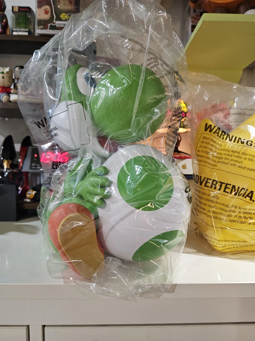 Nintendo Yoshi & Star Popcorn Bucket Set - photo 3
