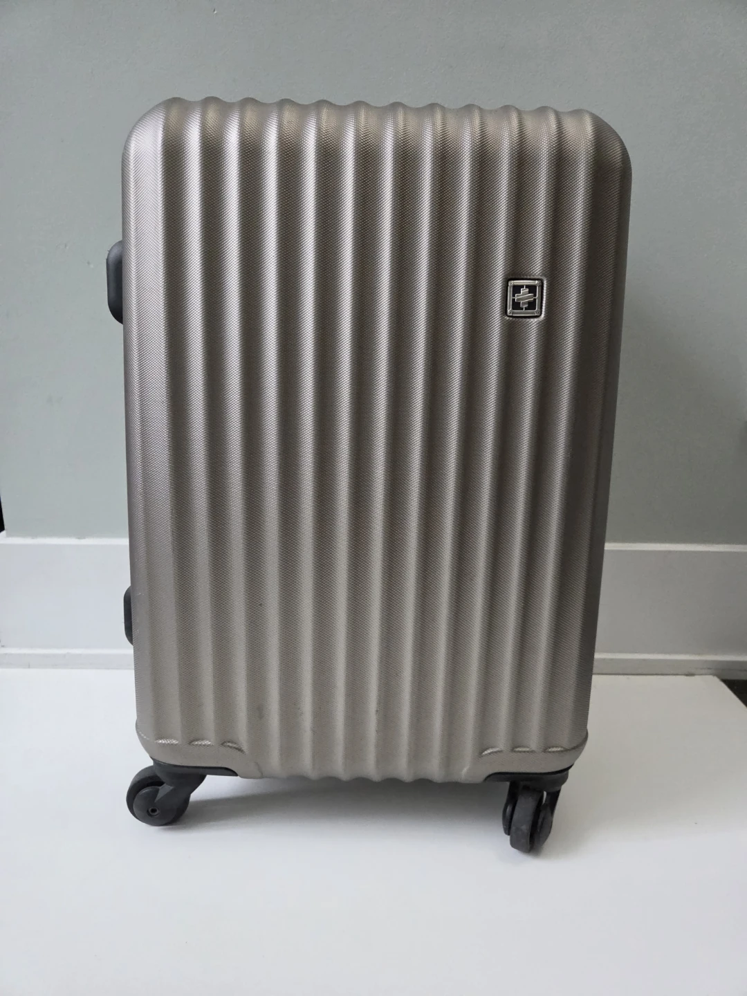 Swiss Gear Carry-On Luggage