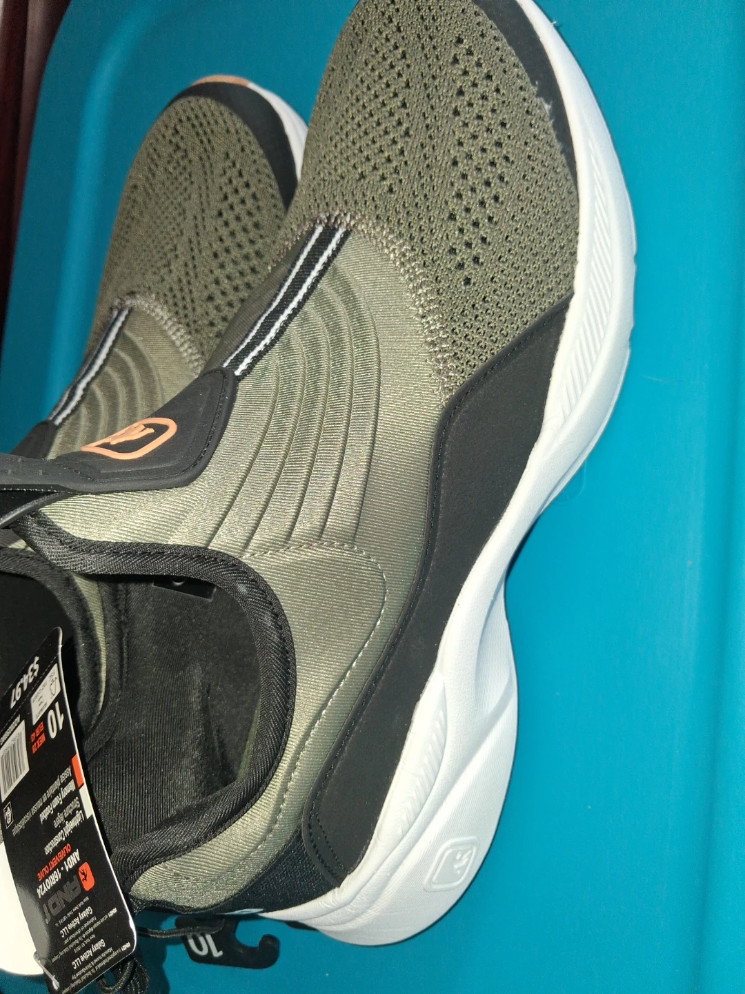 AND1 Men's Slip-On Sneakers Olive Size 10 - photo 3