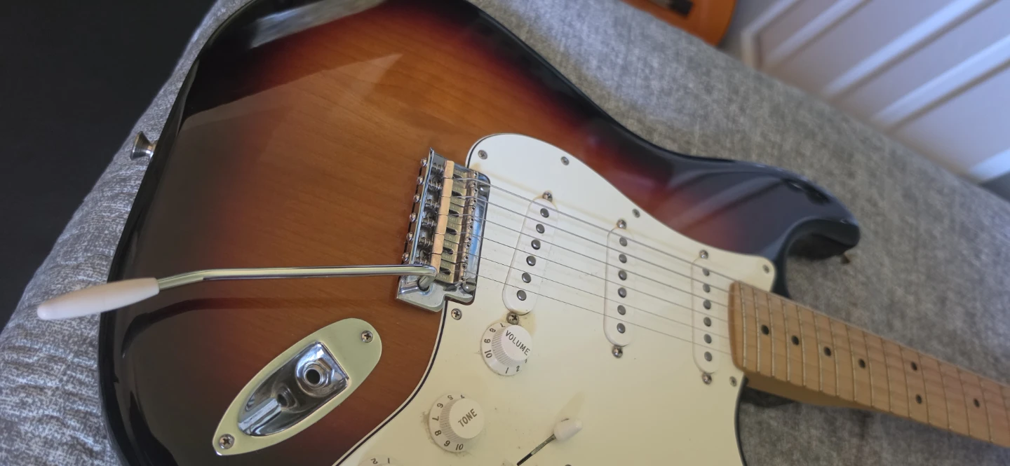 Electric Guitar - photo 2