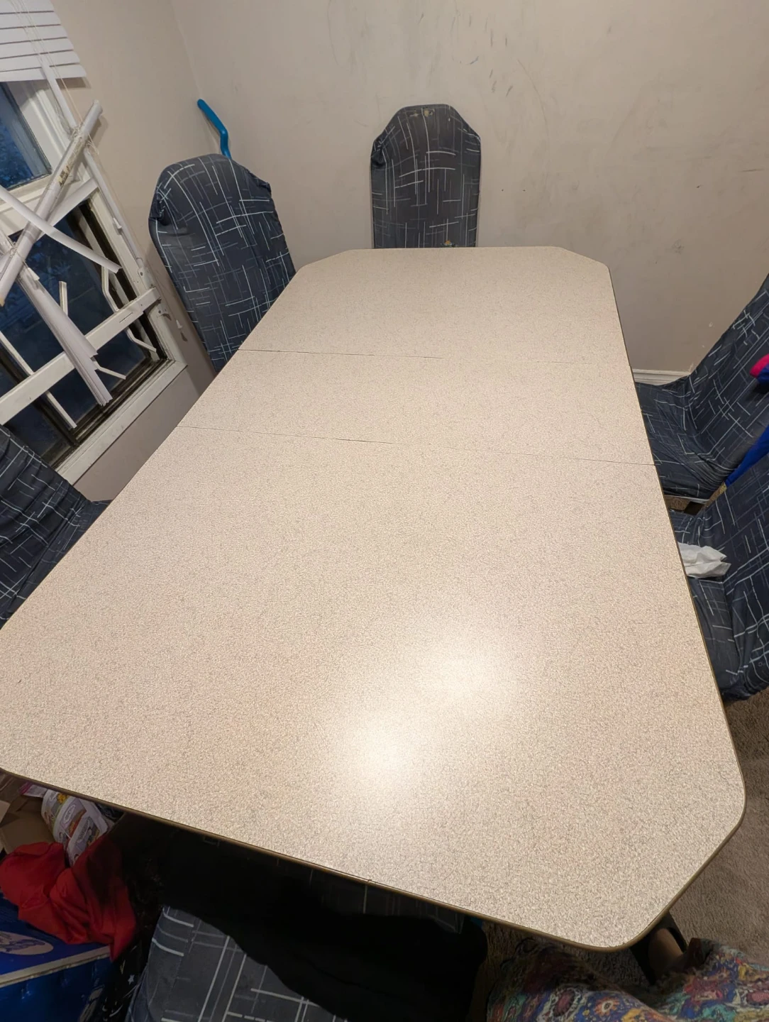 Dining table set