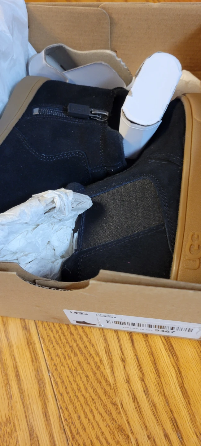 UGG Hamden II Black Suede Boots sz 9 - photo 2