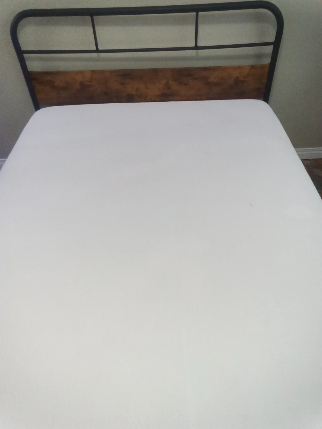 Metal and Wood Double Bed Frame - photo 2