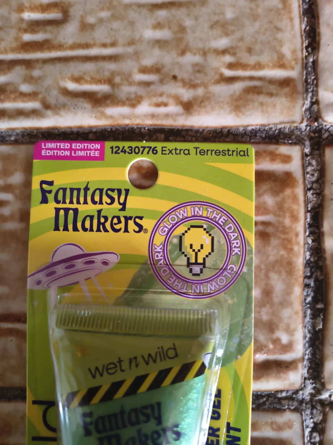 HALLOWEEN Fantasy Makers Extra Terrestrial Glitter Gel - photo 2