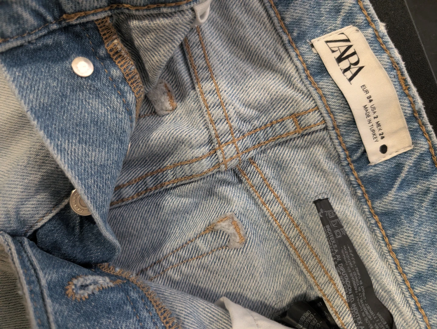 Zara Light Wash Denim Jeans