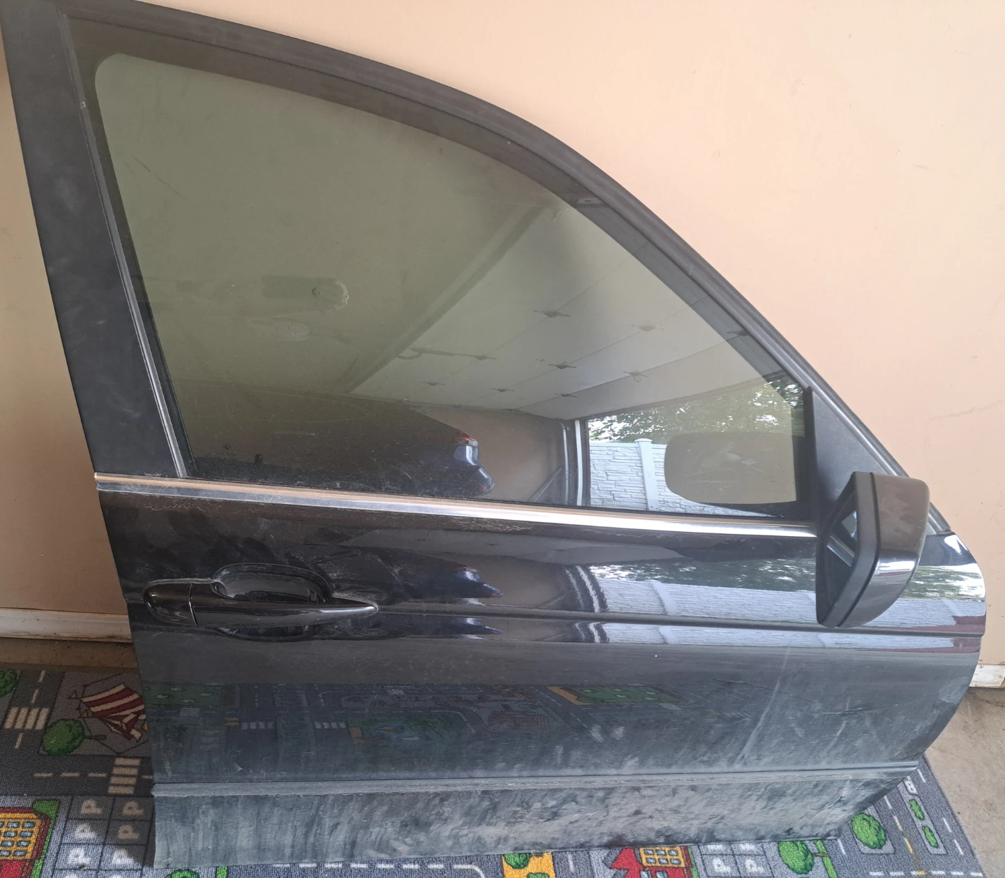 Bmw Black Car Door with Mirror