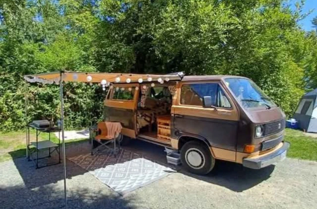 Volkswagen Vanagon 1984 Camper - photo 3