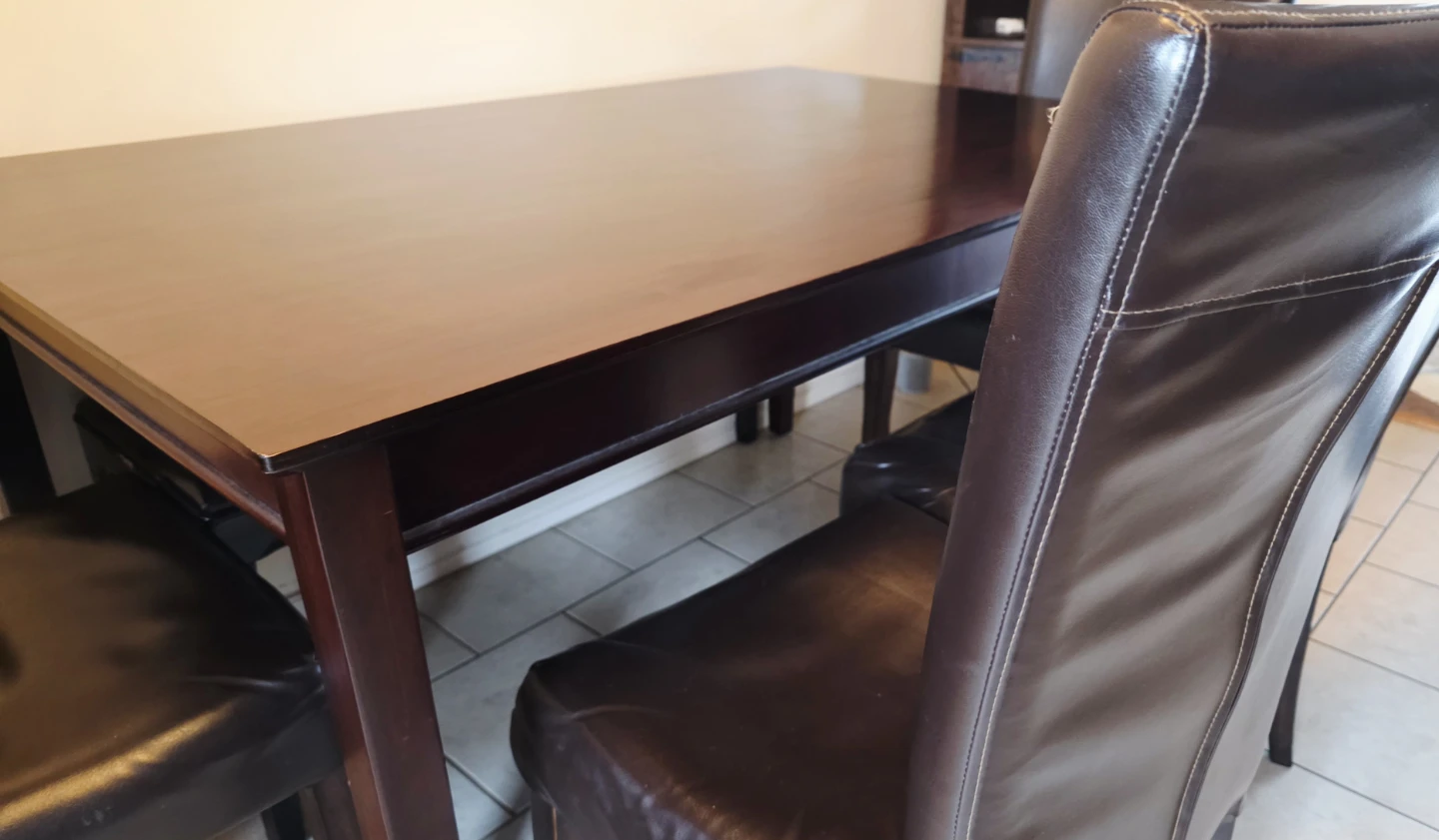 Dark brown wooden dining table with 4 chairs, In Millwoods. - photo 3