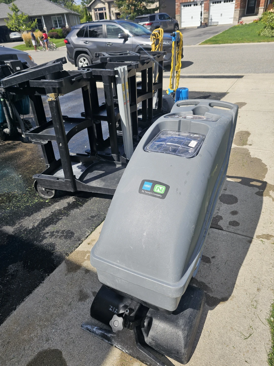 Tennant Nobles Carpet Extractor