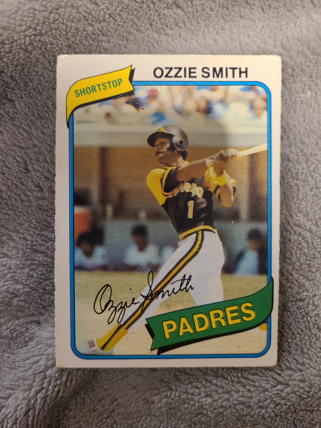 1980 O-Pee-Chee Ozzie Smith #205 Baseball Card