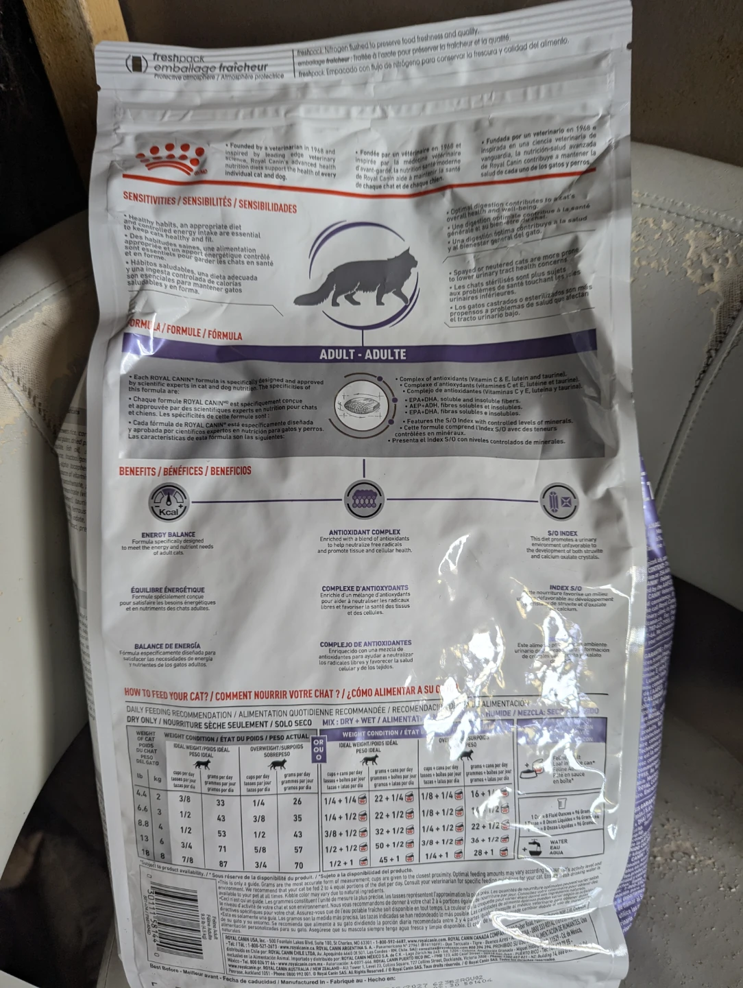 Royal Canin Adult Cat Food 4.5kg. 9.9lbs - photo 2