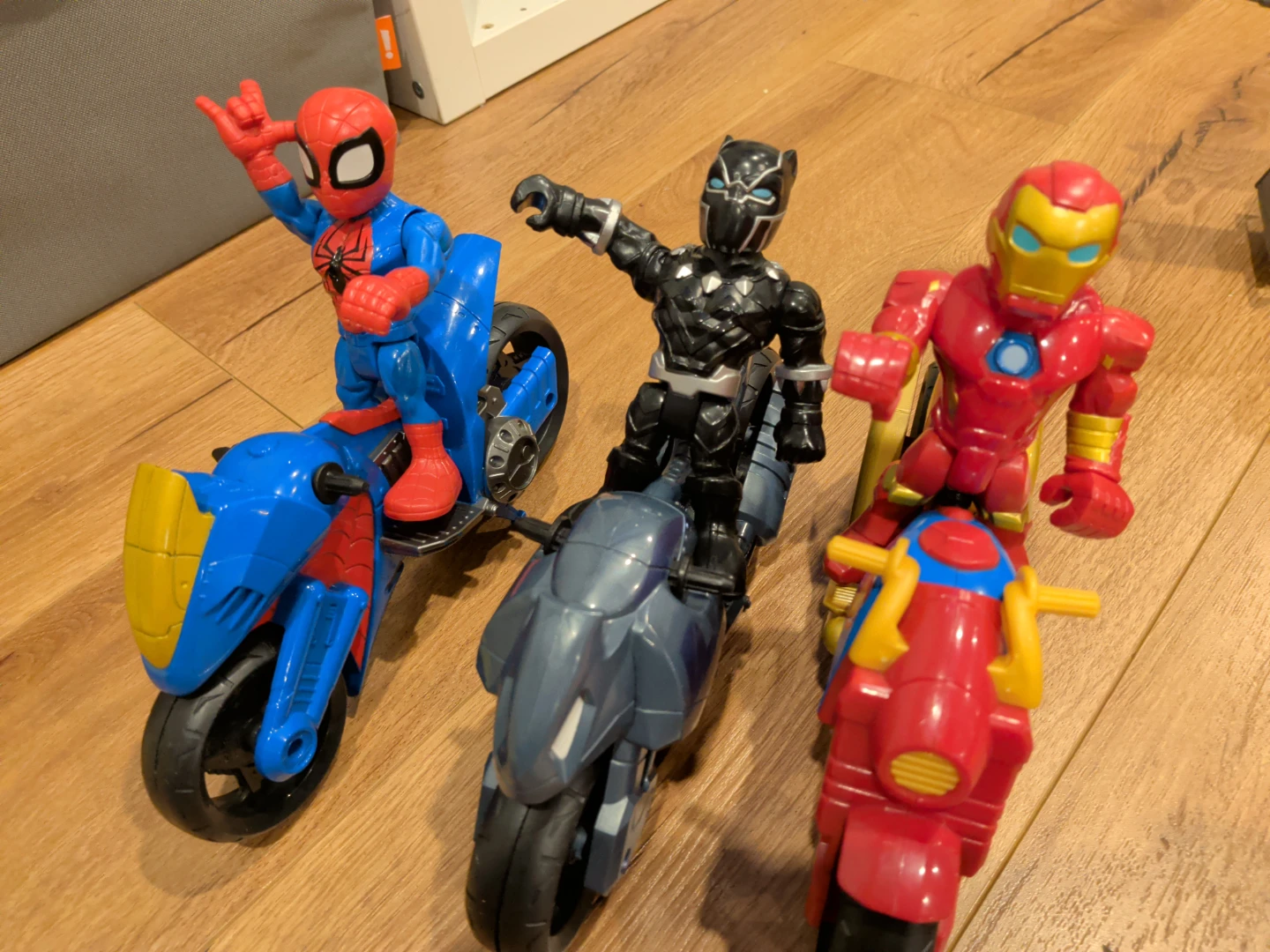 Marvel Super Hero Adventures Motorcycle Set
