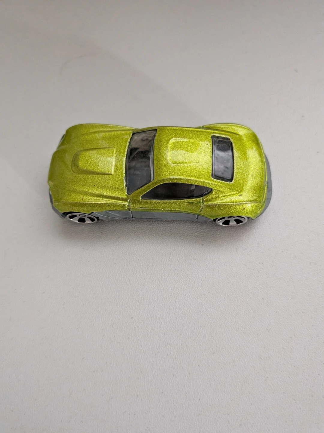 Hot Wheels Lime Green Sport Coupe - photo 4