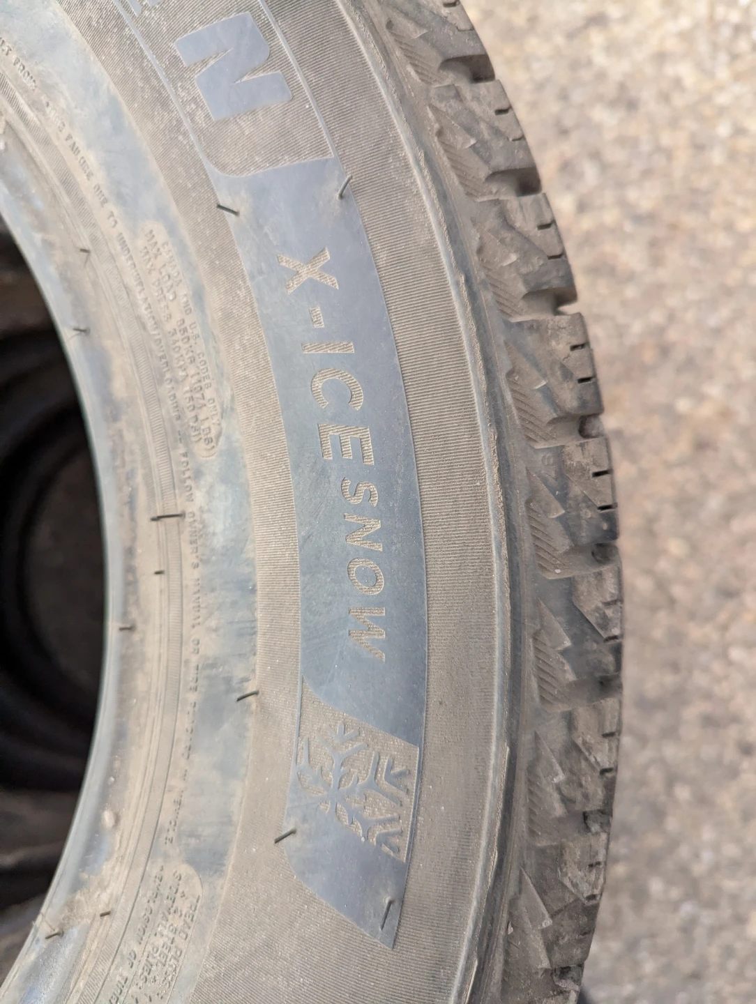 4 Michelin X-Ice Snow Tires 225/60 R16 - photo 4