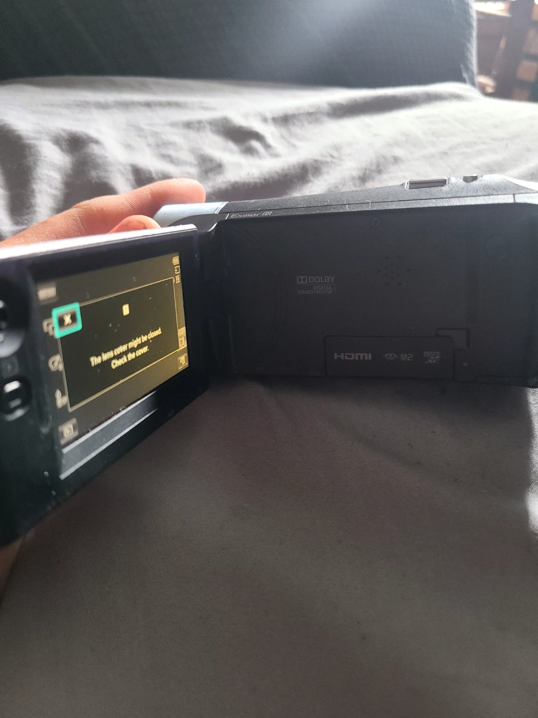 Sony Handycam HDR-CX240 HD Camcorder - photo 2