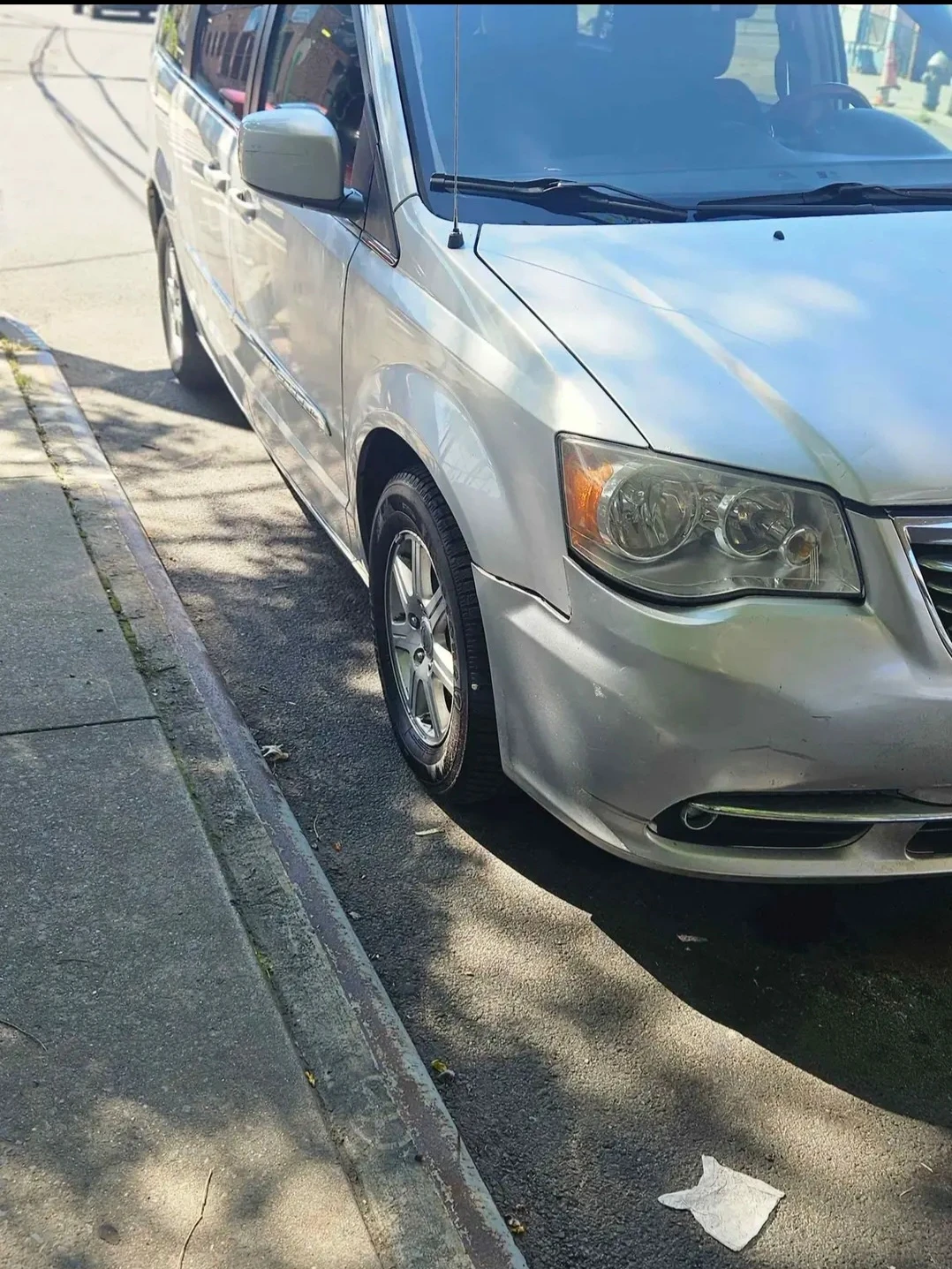 Car for sale - photo 2