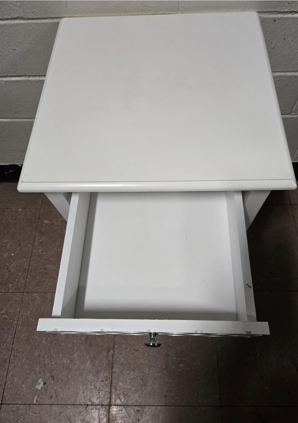 Modern White 1-Drawer Lattice Nightstand Accent Table - photo 2