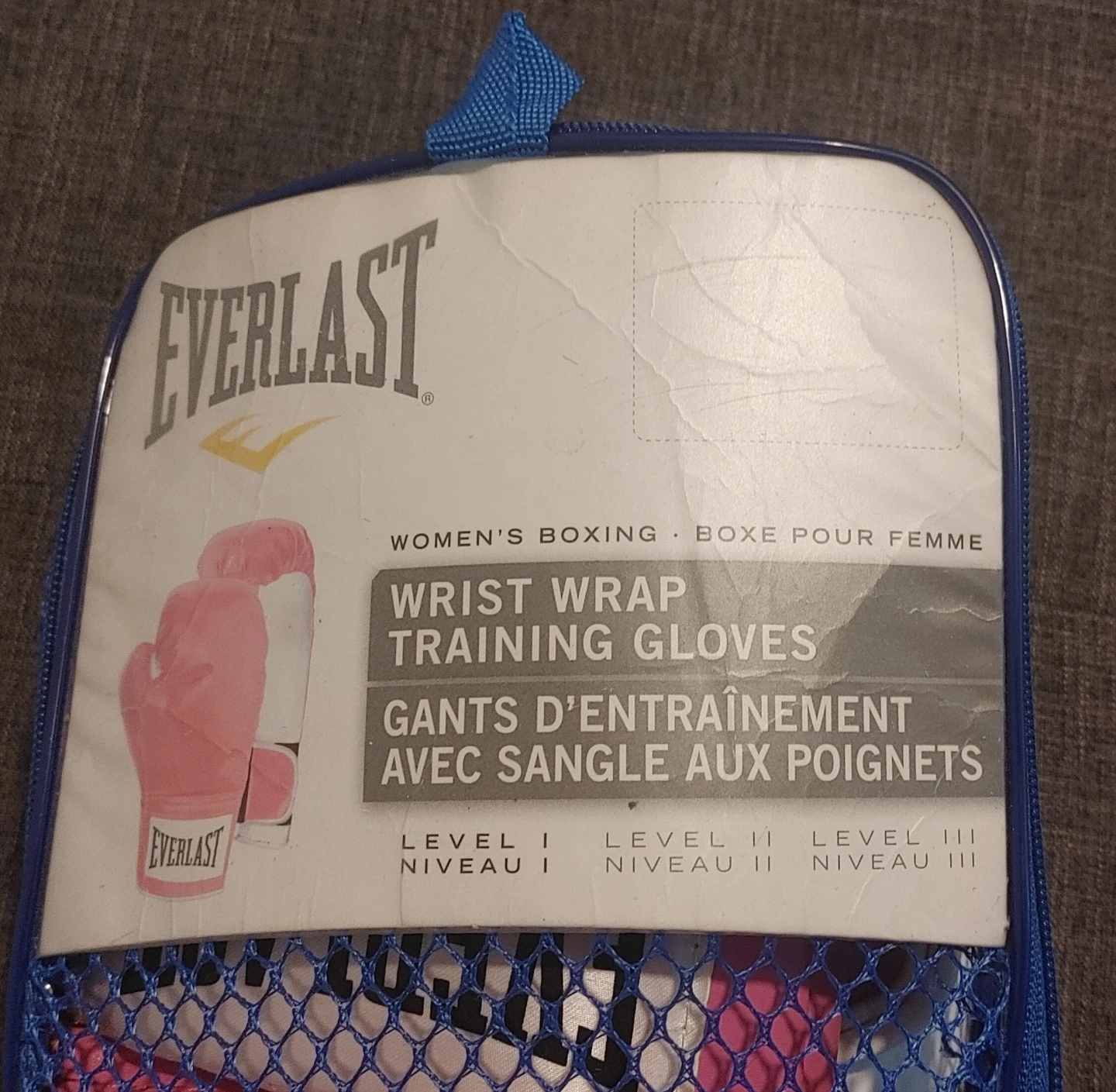 Everlast Women's Wrist Wrap Training Gloves 12 oz - photo 2