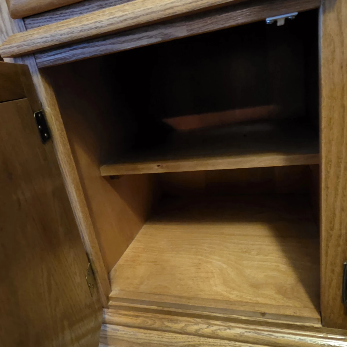 Lighted China Cabinet Solid Oak- Daveluyville - photo 5