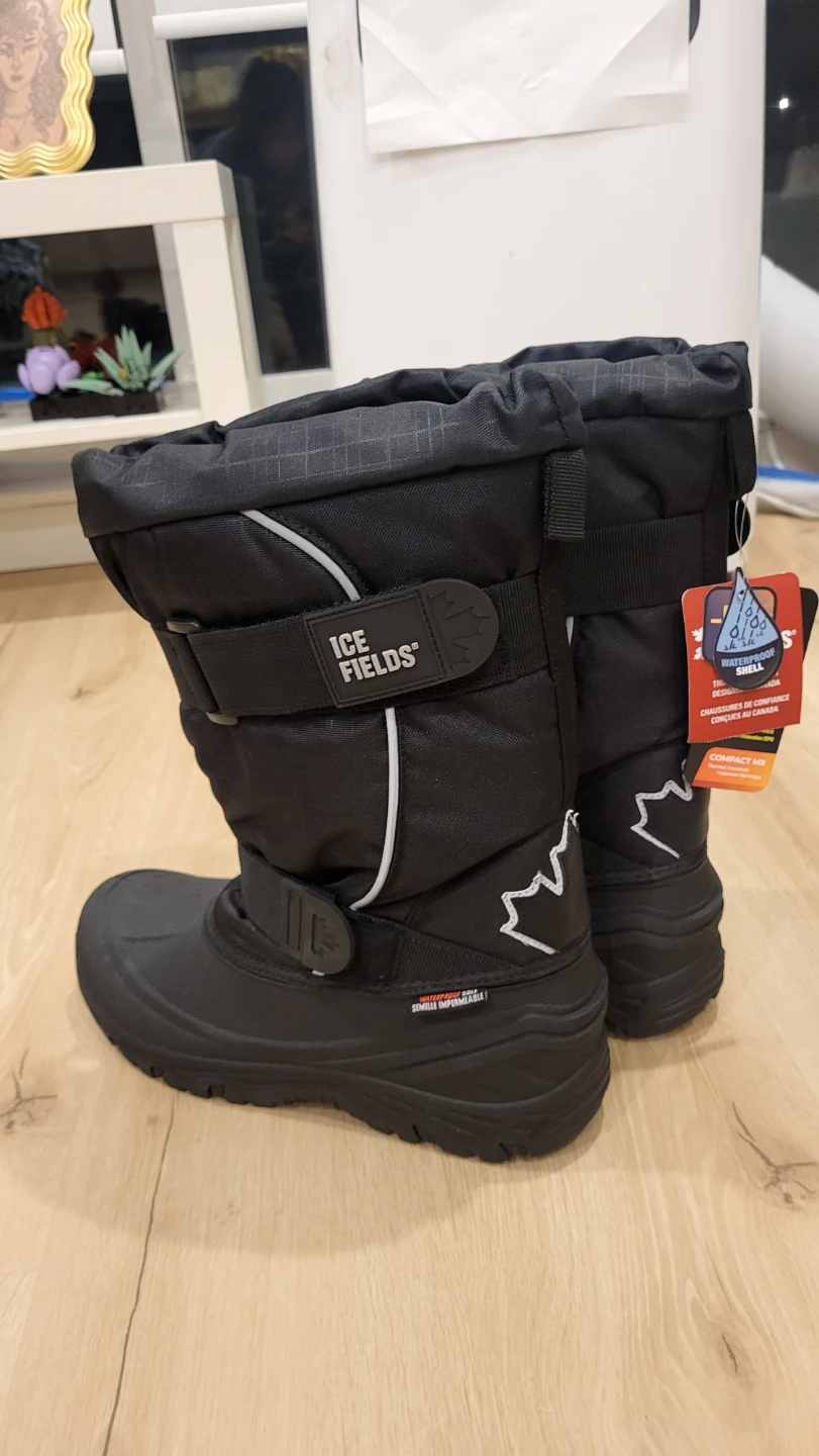 Ice Fields Winter Boots